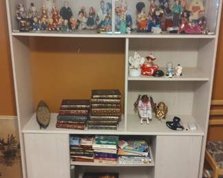 
Entertainment center 40.00