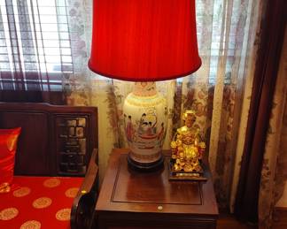 Pair of lamps 200.00
Pair of side tables 150.00