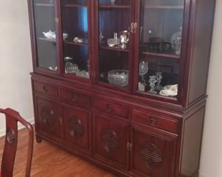 Beautiful rosewood china cabinet
800.00