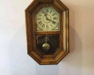 Battery Powered Howard Miller Wall Clock