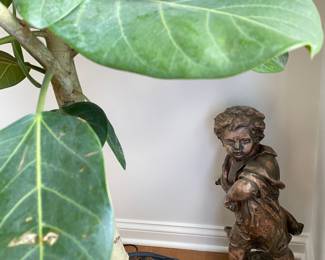 Garden Cherub/statute. Heavy! Dimensions: Height 26" x width 11". 