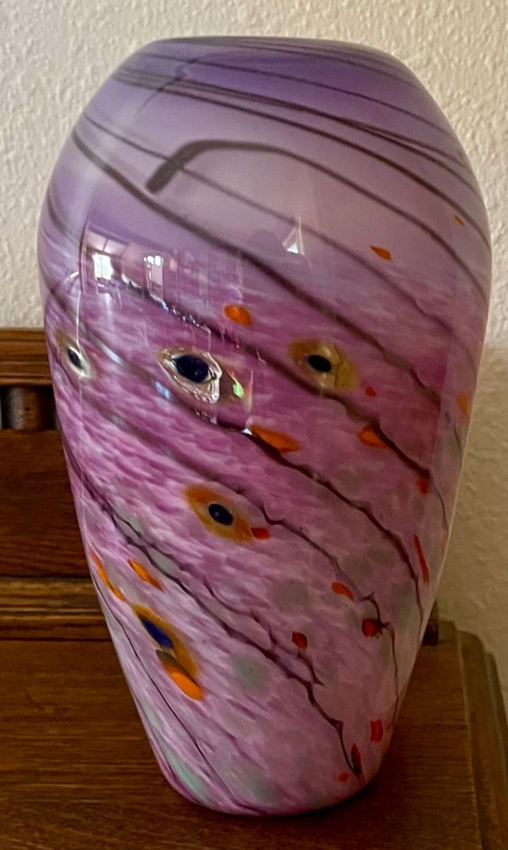 Linda Backus 95 Art Glass Swirl Vase Signed 