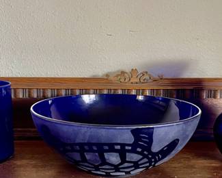 Large Sandblasted Cobalt Blue Tortoise Serving Bowl And 2 Vases