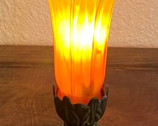 Vintage 8" Art Glass Two Tone Lily Lamp With Metal Base