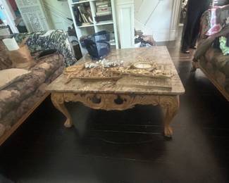 Another view of the beautiful coffee table 