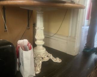 Beautiful table with antique pedestal 