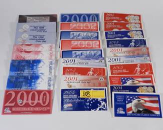 28: 27 US Coin proof & uncirculated sets