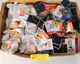 21:Mc Donald's 102 Dalmations & Disney pins