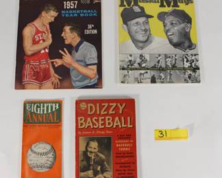 31:Vintage sports promotional magazines & pamphlets