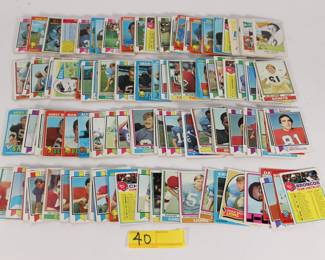 40:Vintage 1970's & 80's football cards