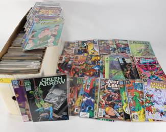 90:Long box comics