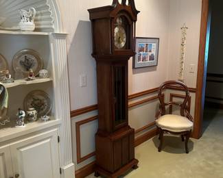 "Howard Miller' Clock