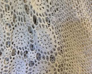 lace table cloths
