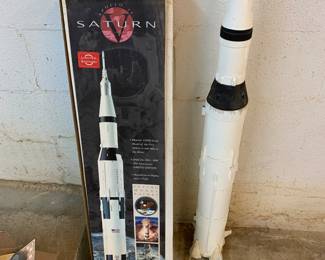 Saturn rocket model
