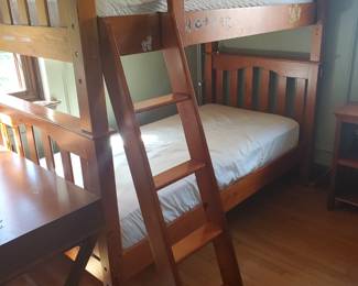 Bunk bed set