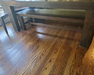 Solid wood kitchen table with (2) bench seats & 2 chairs