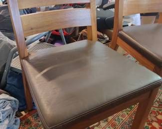 1 or 8 side chairs