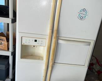 working Refrigerator