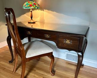 Queen Ann Wood Desk 