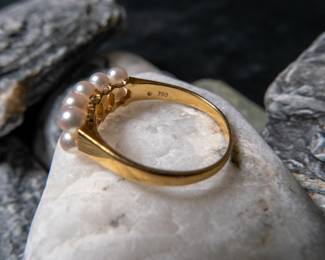 18k gold ring