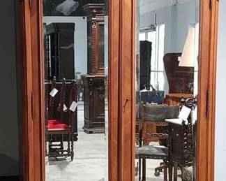 Stunning Late 19th Century French Louis XV Mahogany Baroque Mirrored Knockdown Armoire Linen Press