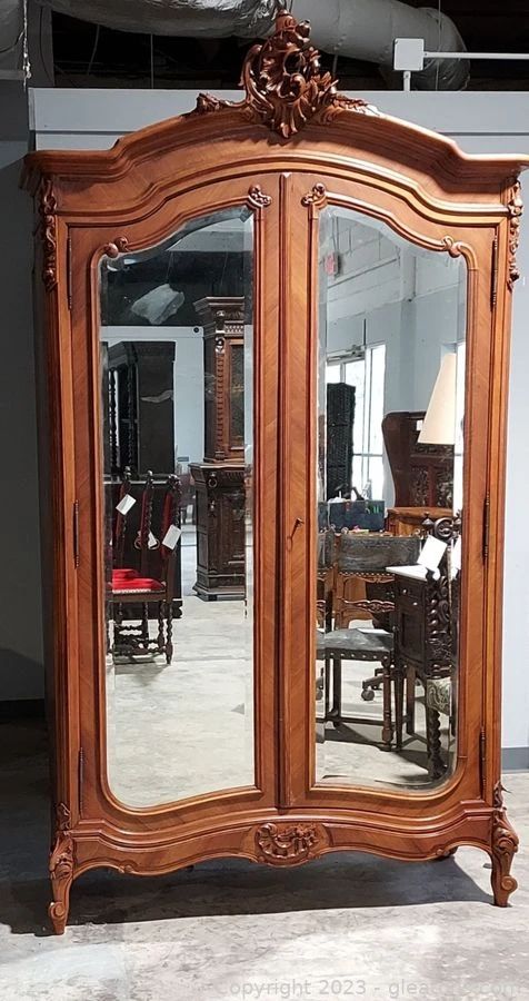 Stunning Late 19th Century French Louis XV Mahogany Baroque Mirrored Knockdown Armoire Linen Press