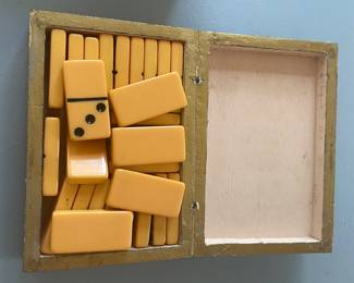 Bakelite domino set 