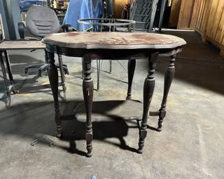 ANTIQUE RADIO TABLE