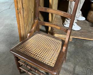 WOVEN SEAT CHAIR