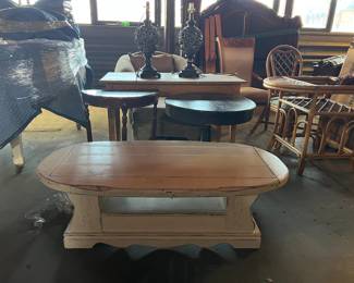 SHABBY CHIC WOODEN OVAL COFFEE TABLE