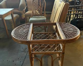 WICKER AND RATTAN TABLE