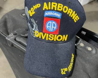 82nd AIRBORNE DIVISION CAP with SENIOR AIRFORCE INSTRUCTOR'S JACKET