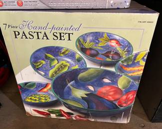 7-PIECE HANDPAINTED PASTA SET