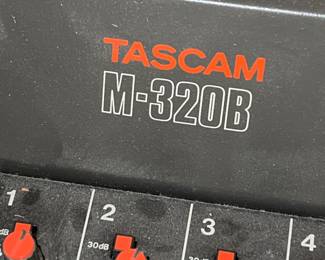 Tascam m-320b mixing console