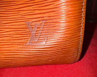 Louis Vuitton purse