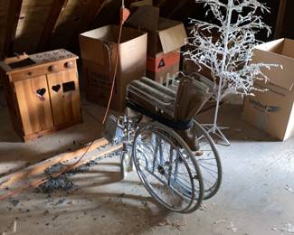 White Christmas tree / Wheel Chair