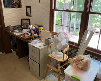 Office Supplies / Cabinet 