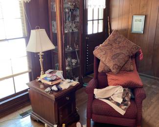 Decorative pillows and rugs