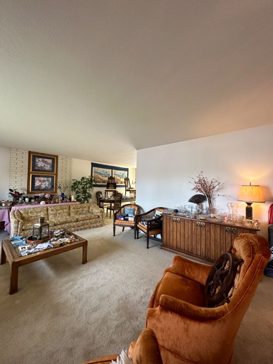 The Rusty Trunk LLC opens to Bad Dog Estate Sale starts on 9/29/2023