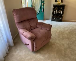 RECLINERS
