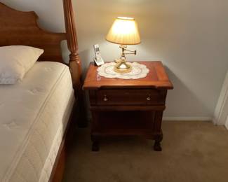 MATCHING NIGHT STANDS 