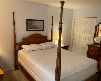 NICE FOUR POSTER BED.  NEW BEDDING