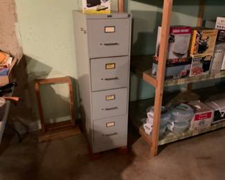 METAL FILE CABINET
