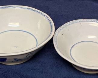 Two Chinese Export Porcelain Bowls