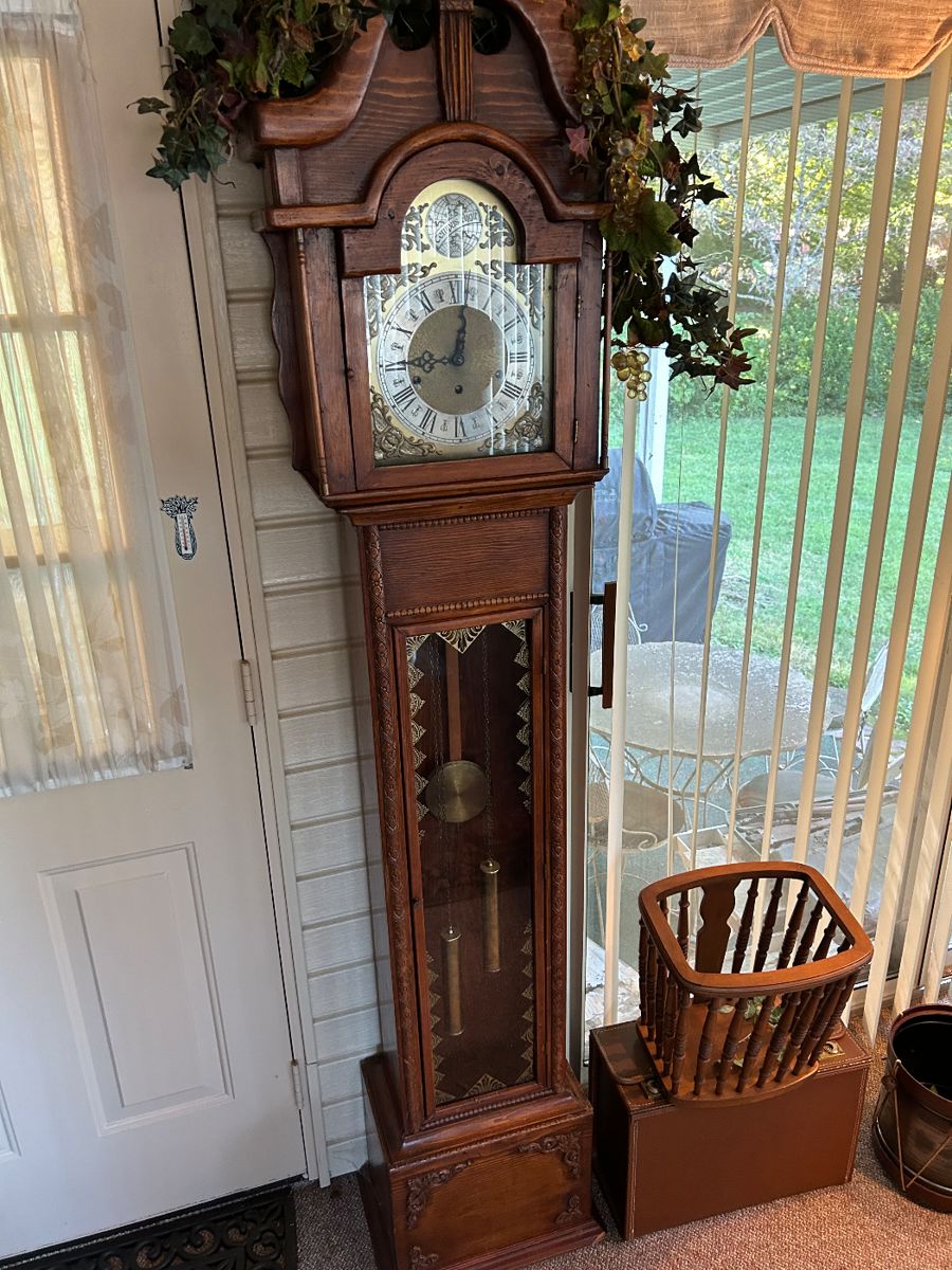 Antique grandfather clock 