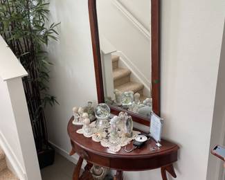 Hall table and mirror 