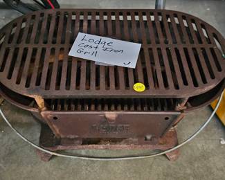 LODGE CAST IRON GRILL