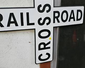 METAL RAILROAD CROSSING SIGN