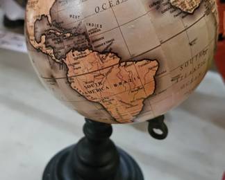 MINI GLOBE