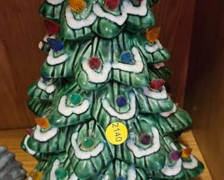 VINTAGE CHRISTMAS TREE